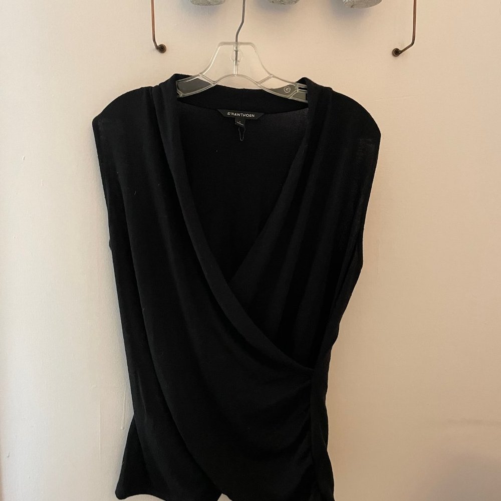 41 Hawthorn Black Sleeveless Top